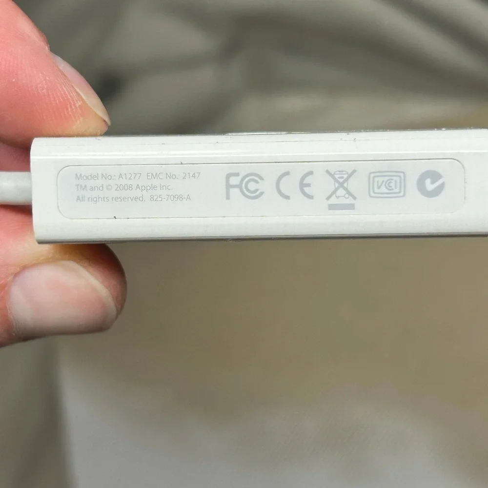 Apple USB to Ethernet Adapter A1277 EMC 2147 White MC704LL/A